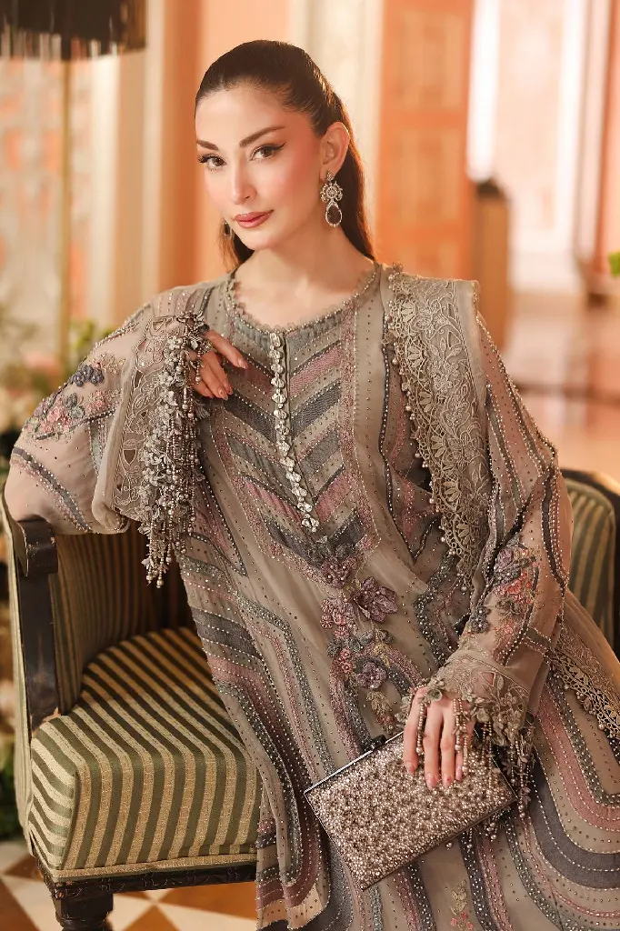 D1-E_284d4382-a1f5-4ab0-81c2-2d3dd6466afc.webp