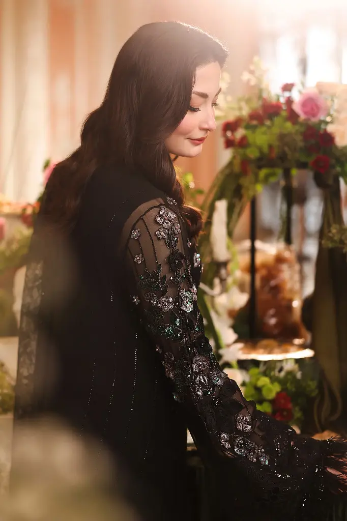 D4-F_30765c28-6d17-41e5-b132-749f18f4cc2d.webp